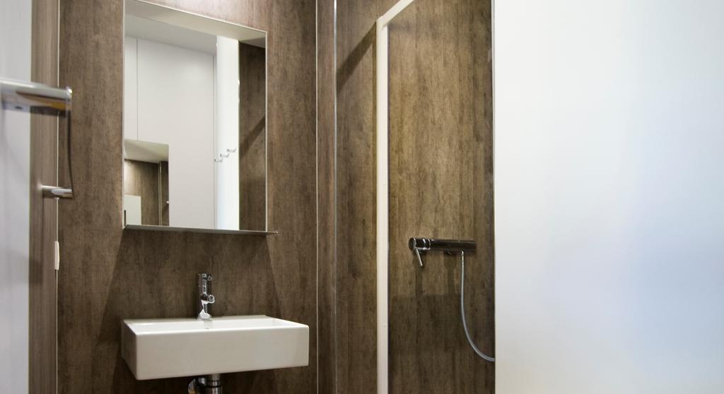 Superior Single Room,689888829:JPEG